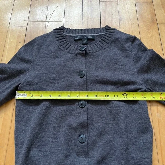 Banana Republic Extra Fine Italian Merino Wool Cardigan Sweater Dark Gray XS - Picture 6 of 6